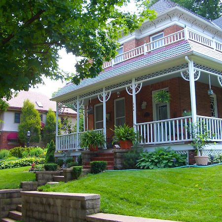 Main Street Inn Parkville エクステリア 写真